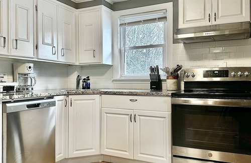 Port Chester Apartment | Cozy Stay Near Capitol Theatre/Downtown — Very Walkable!
