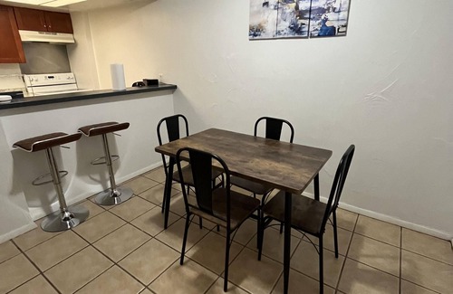 Indianapolis Condo | Cozy stay with Sweet Home IN! Enjoy your stay!