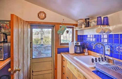 Julian Apartment | Cozy 'Story Book Barn Cottage' w/Scenic View