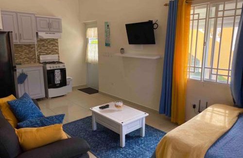 Oyster Pond Apartment | Cozy Studio Apartment in Quiet Neighborhood!