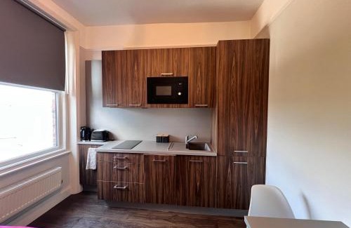 Coppetts Apartment | Cozy Studio in North London