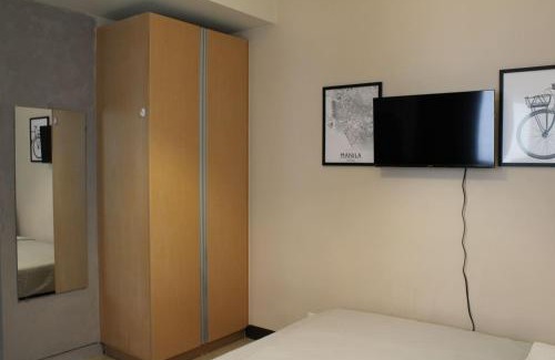 Salcedo Village Apartment | Cozy Studio in Salcedo Makati