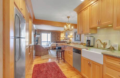 Ellicottville Apartment | Cozy Studio Wood Fireplace