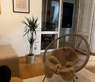 Dachau District Apartment | Cozy Sunny Flat in Quiet Spot