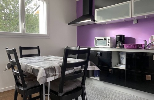 La Roche-Posay Apartment | Cozy T2 in La Roche-Posay, Near Free Parking & Connétable Thermes, WiFi Included