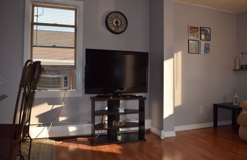 Linden House | Cozy three Bedroom Apartment near New York/EWR