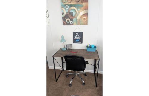 Farmington Hills Apartment | Cozy Tiny House - 25mins From Downtown Detroit