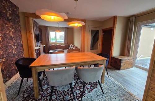 Athlone Apartment | Cozy Town house