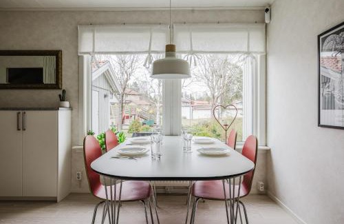 Kungsangen House | Cozy townhouse 7 beds in Stockholm County