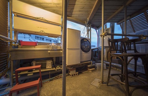 Miura House | Cozy trailer house overlooking the ocean.