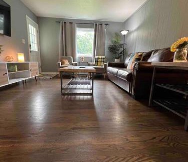 Shawnee Apartment | Cozy two bedroom home near downtown Shawnee