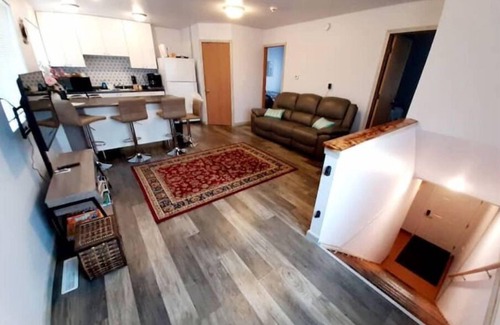 Menahga Apartment | Cozy Upstairs Getaway!