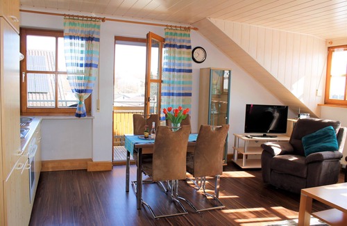 Bad Goegging Apartment | Cozy vacation apartment (50 sqm) for up to 3 people with spacious balcony