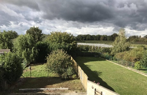 Heers House | Cozy Vacation Home for 8 Persons in Heers
