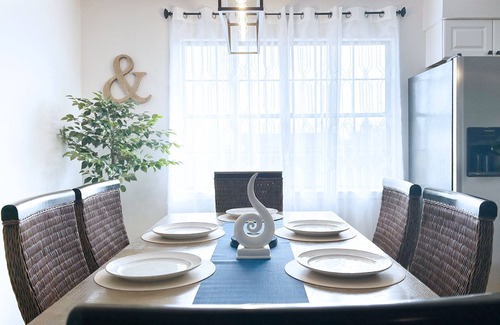 Springfield House | COZY VACATION RETREAT IN PANAMA CITY WITH POOL, HOT TUB ON LAKE MARTIN.n