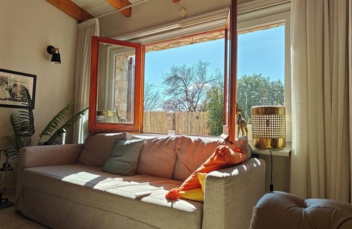 Torroella de Fluvia Villa | Cozy villa, quiet but extremely centrally located!