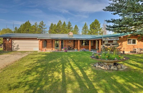 Pinedale House | Cozy WY Home Rivers, Lakes, Mountains, Wildlife