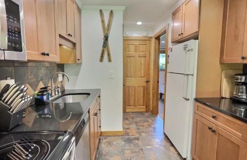 Central Vermont- Killington House | CozyDen - AC, Grill, Bike to Mountain, Porch!