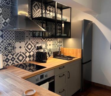 Oroklini Apartment | Cozzi Deluxe Studio