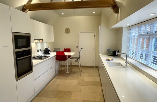 Bourton-on-the-Water Cottage | Craigmoor Cottage, enchanting, tranquil & central in Bourton-on-the-Water