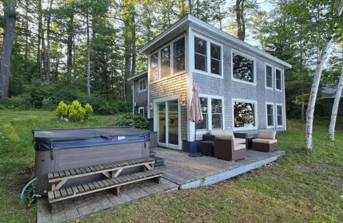 Union House | Crawford Lakeside Escape