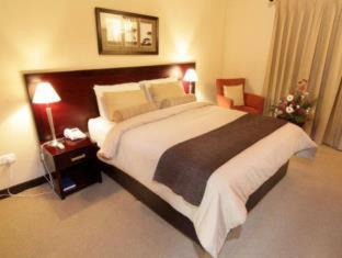 Maun Hotel | Cresta Riley's Hotel