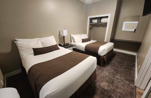 Creston Hotel | Creston Hotel