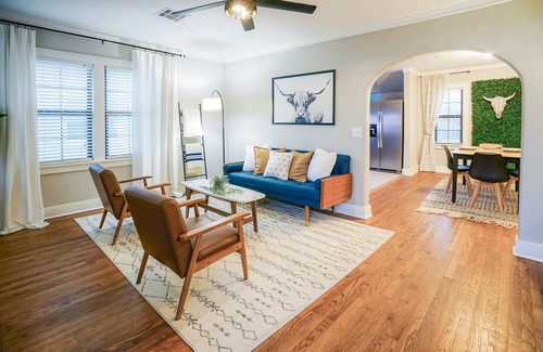 Crestwood Cottage | Crestwood Cottage