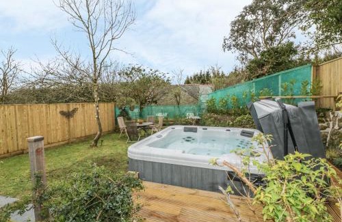 Stenalees House | Crift Farm Cottage