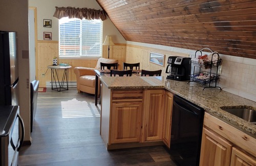 Cripple Creek House | Cripple Creek Cabin with Fantastic Views and Hot Tub