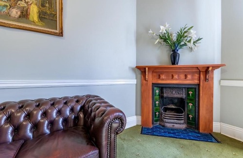 Warwick Hotel | Criterion Warwick Hotel