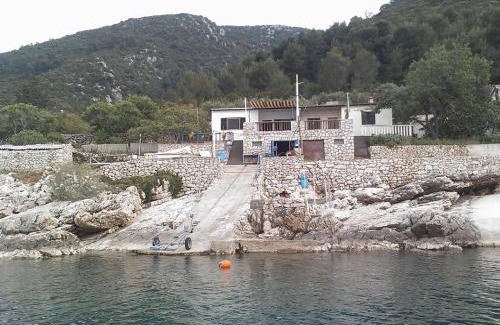 Gdinj House | Crni