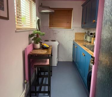 Newtownabbey Apartment | Crown and Shamrock Inn
