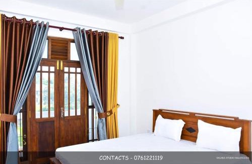 Imbulpe Hotel | Crown Hotel Balangoda
