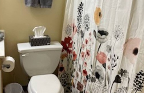 Crown Point House | Crown Point/Schererville apartment Cedar Point