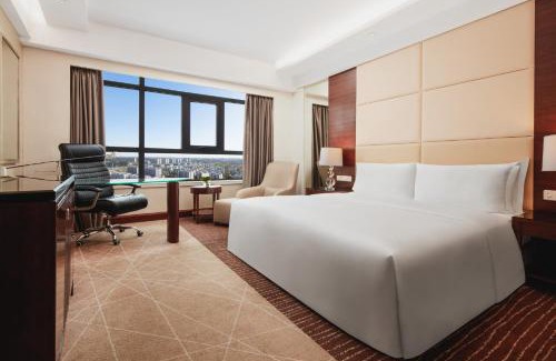 Beijing Hotel | Crowne Plaza Beijing International Airport by IHG