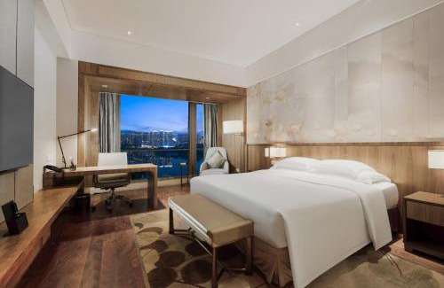 Taijiang District Hotel | Crowne Plaza Fuzhou Riverside by IHG
