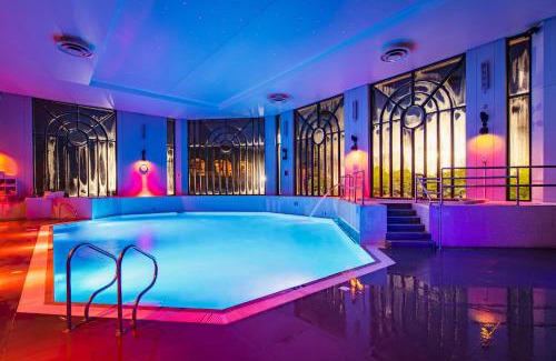 Seer Green Hotel | Crowne Plaza Gerrards Cross by IHG