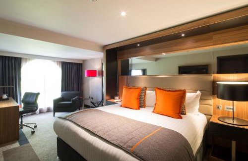 Seer Green Hotel | Crowne Plaza Gerrards Cross by IHG