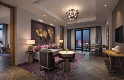 Huangdao Hotel | Crowne Plaza Qingdao Oriental Movie Metropolis by IHG
