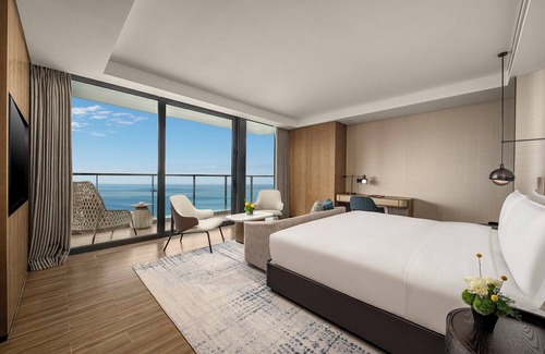Yazhou District Hotel | Crowne Plaza Sanya Yazhou Bay by IHG