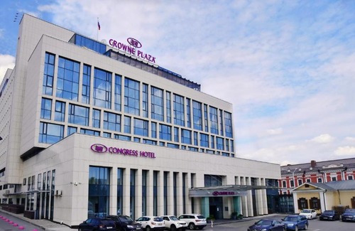 Ufa Hotel | Crowne Plaza Ufa - Congress Hotel, an IHG Hotel
