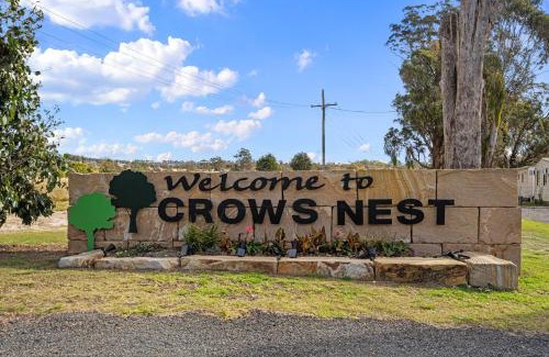Crows Nest Hotel | Crows Nest Tourist Park
