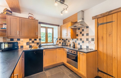 Cwmtirmynach House | Crud y Werin - Two Bedroom House, Sleeps 4