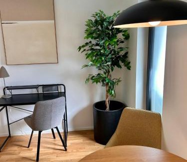 Regensburg Apartment | cruwzo I Regensburg Towers - Design Apartments