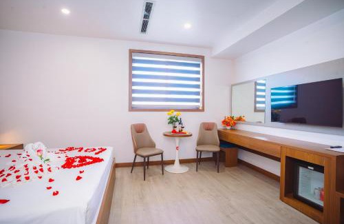 Bai Chay Apartment | Crystal Holiday Hotel Ha long - 3 Loc Vung Street