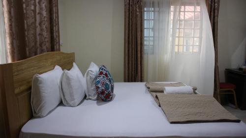 Adenta Hotel | Crystal Premier Hotel