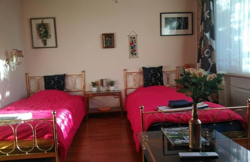 Evilard Apartment | *Crystal Room: For you,friends, family or darling*