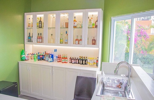 IronShore Estates Villa | CrystalJamaica Villa ,great for Family Corporate retreat or friends get together