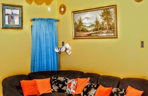 Beverly Hills Apartment | Crystoural Suites near the US Embassy - Gated & Secure - 2 Bedrooms, 2 Beds, 4 Guest